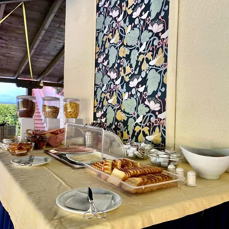 Apartahotel Eden 3*