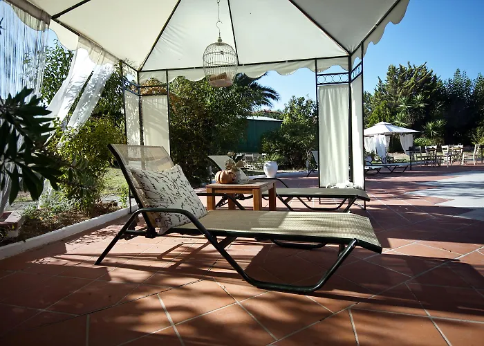 Apart-hotel Eden Áfitos