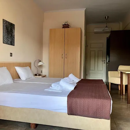 Eden מלון דירות